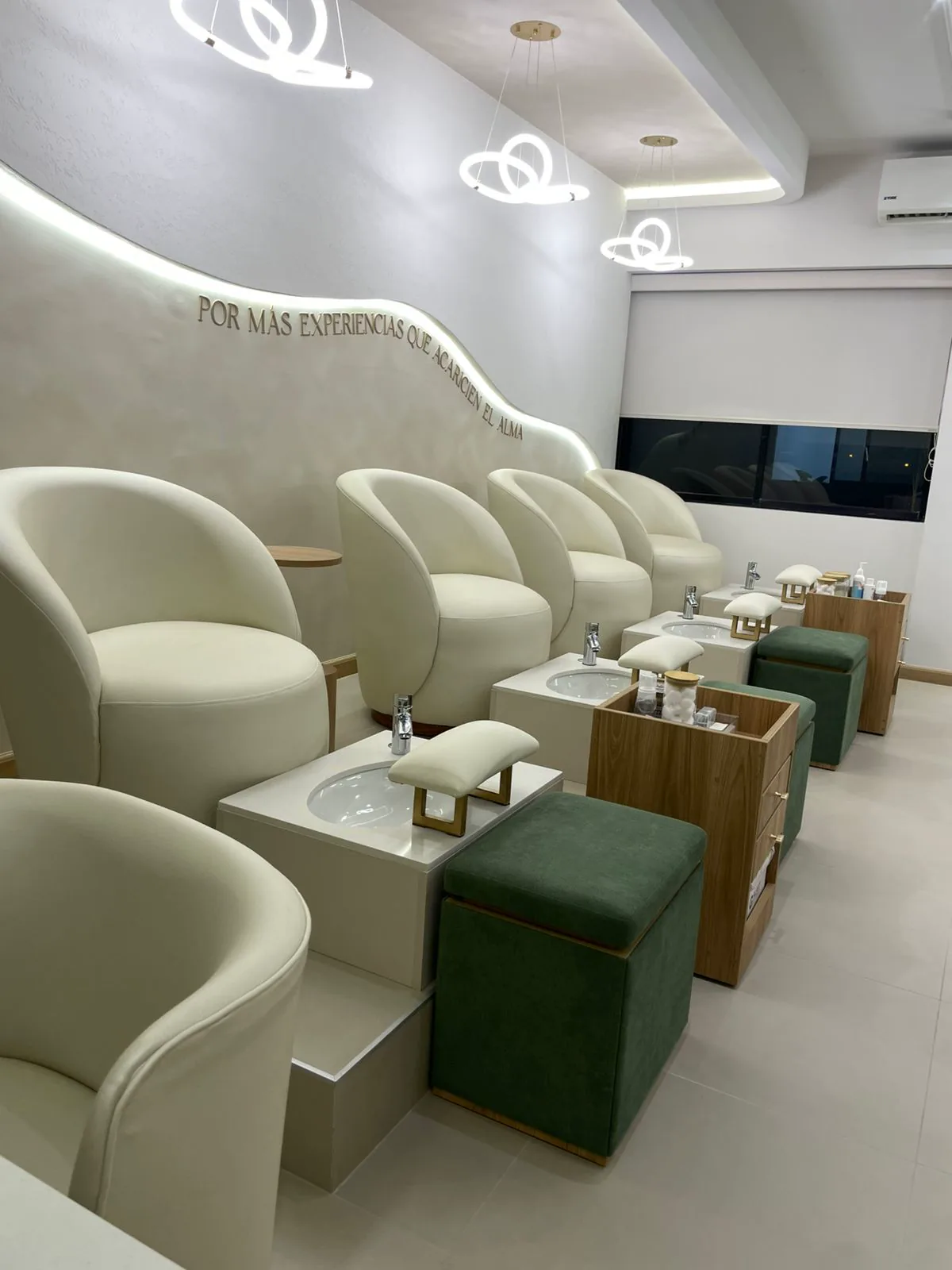 Béme Beauty Studio — Salón